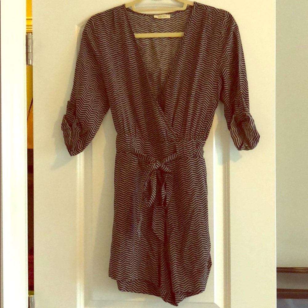 Black/white print romper